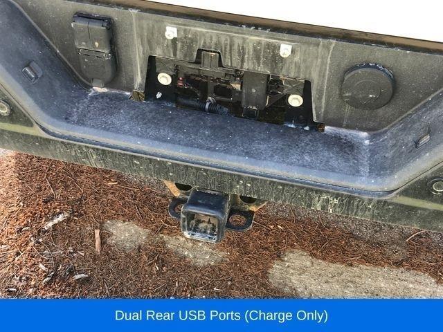 Chevrolet Silverado 1500 Trail Boss LT Crew Cab 4WD 2023