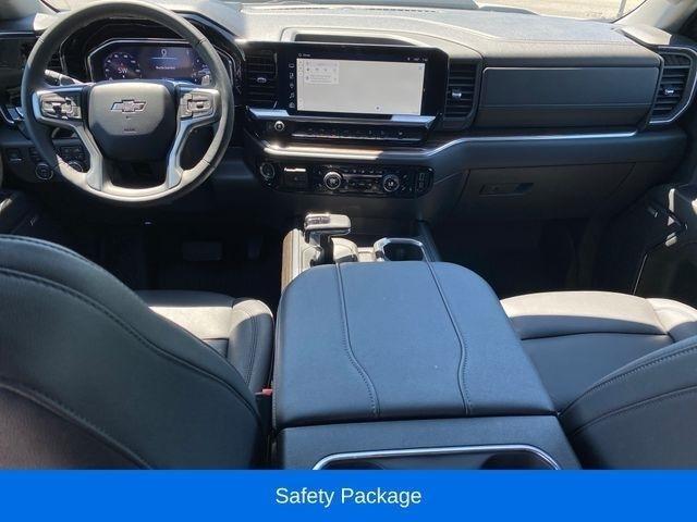 Chevrolet Silverado 1500 Trail Boss LT Crew Cab 4WD 2023