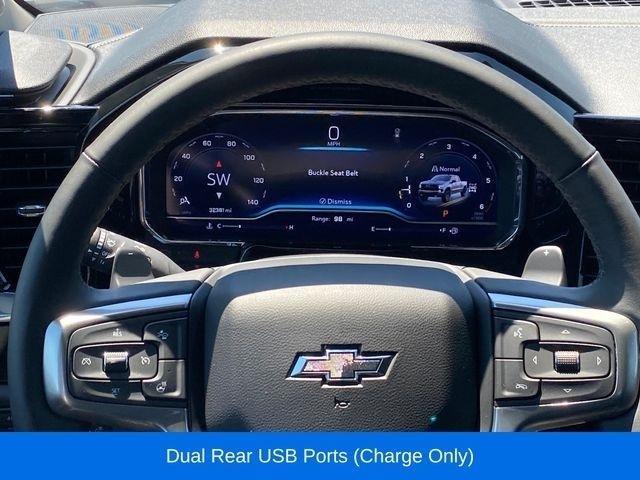 Chevrolet Silverado 1500 Trail Boss LT Crew Cab 4WD 2023