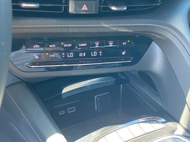 Buick Envision Essense AWD 2023