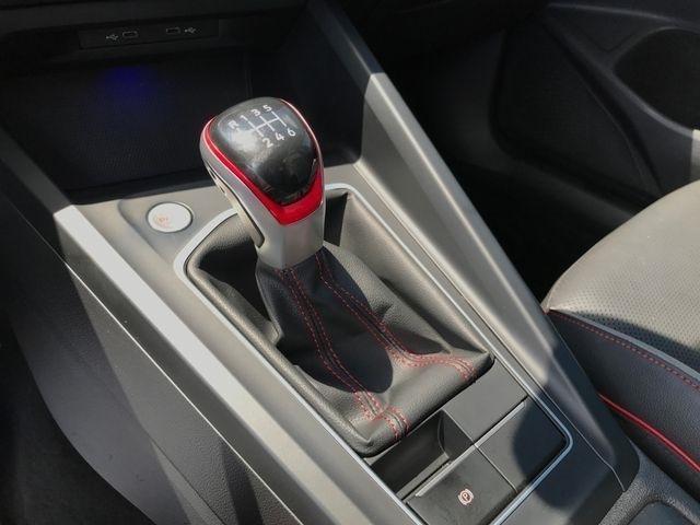 Volkswagen Golf GTI SE w/Leather and Black Wheel Pkg. 2022