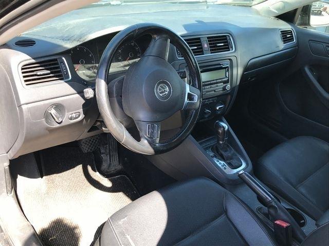 Volkswagen Jetta SE 2011