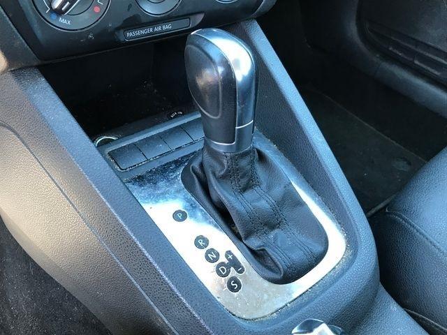 Volkswagen Jetta SE 2011