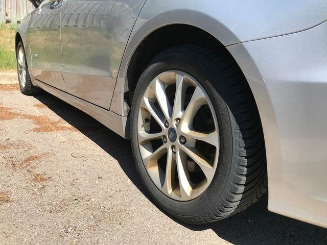 Ford Fusion Hybrid SE 2019