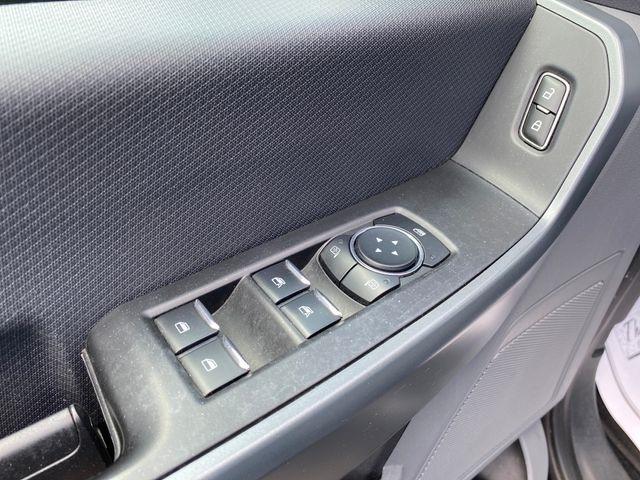 Ford F-150 Lariat SuperCrew 5.5-ft. Bed 4WD 2023