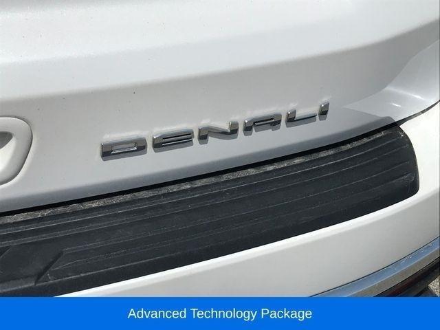 GMC Yukon Denali 4WD 2021