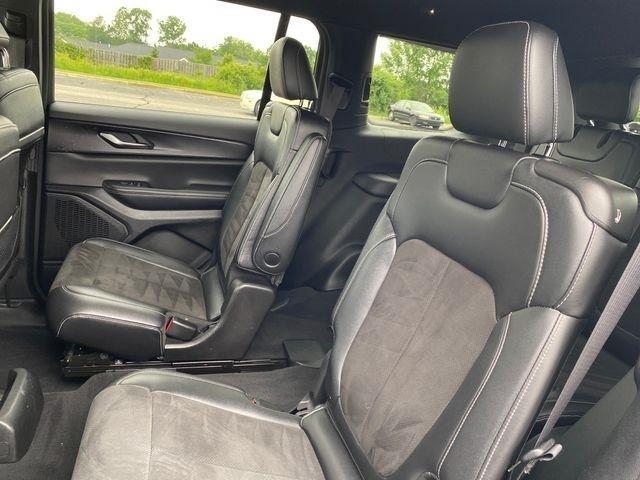 Jeep Grand Cherokee L Laredo 2023