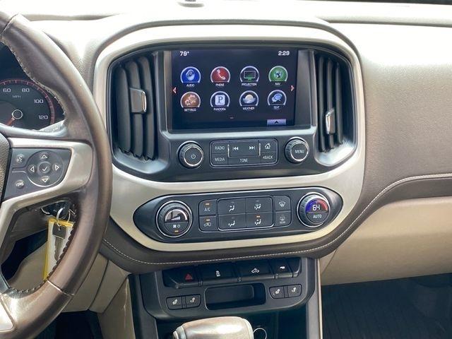 GMC Canyon SLT Crew Cab 4WD Short Box 2016
