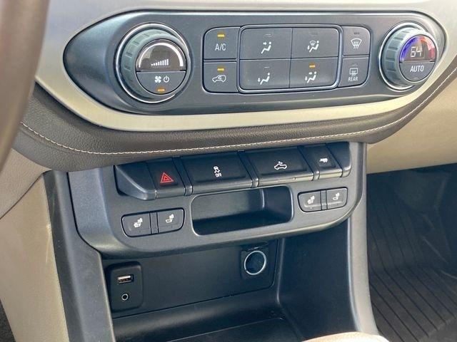 GMC Canyon SLT Crew Cab 4WD Short Box 2016
