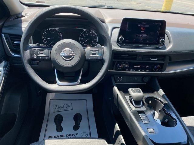 Nissan Rogue SV 2023