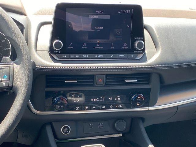 Nissan Rogue SV 2023