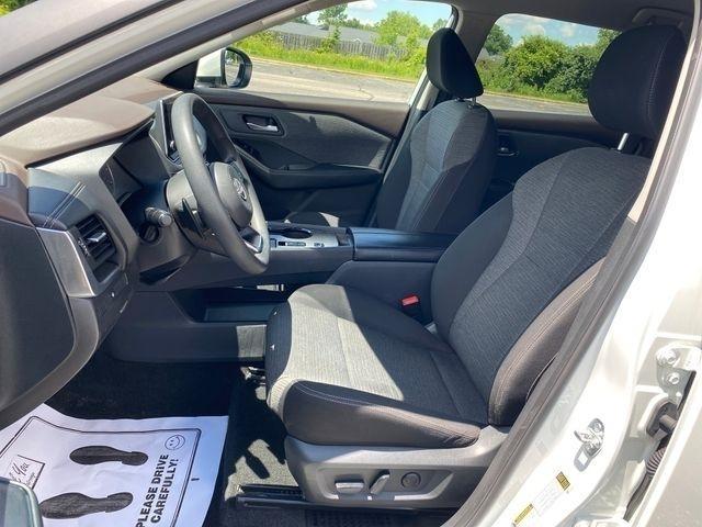 Nissan Rogue SV 2023