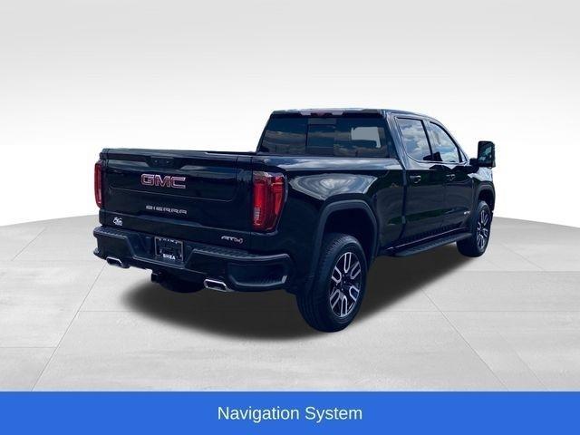 GMC Sierra 1500 AT4 Crew Cab 4WD 2023