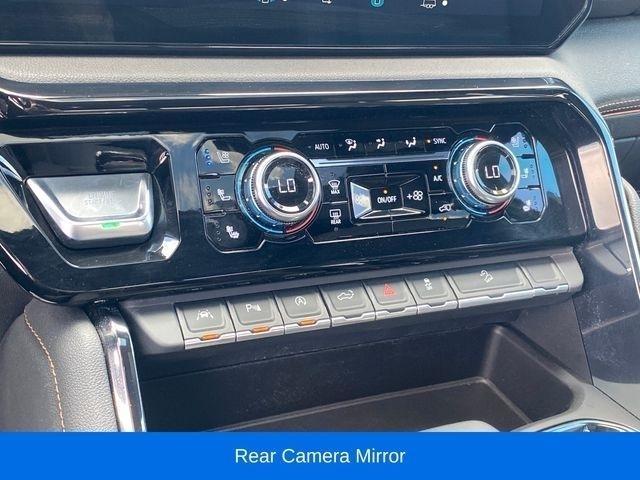 GMC Sierra 1500 AT4 Crew Cab 4WD 2023