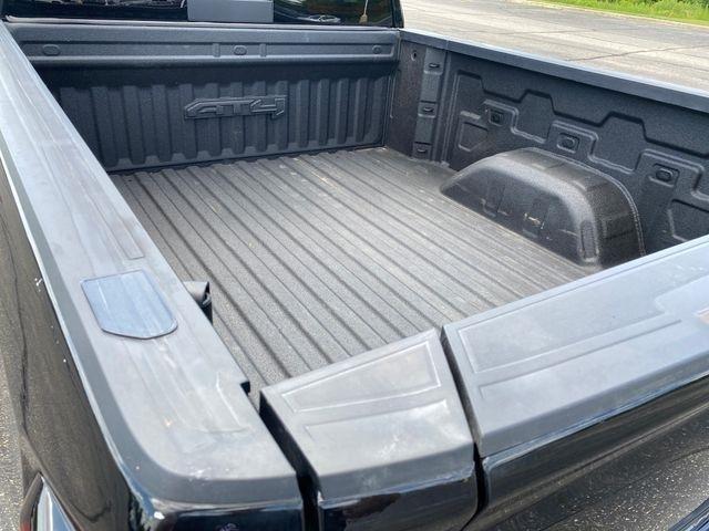 GMC Sierra 1500 AT4 Crew Cab 4WD 2023