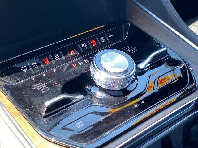 Jeep Grand Wagoneer Series I 4WD 2023