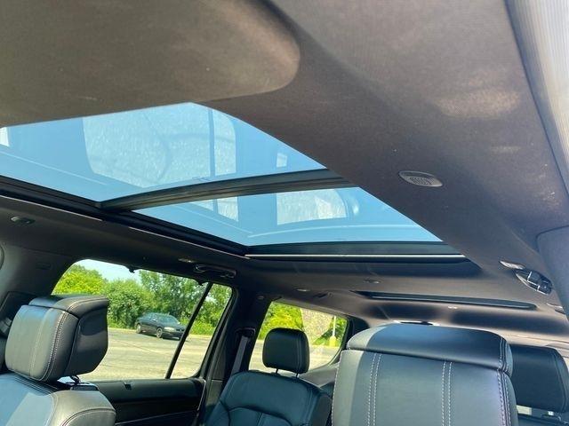 Jeep Grand Wagoneer Series I 4WD 2023