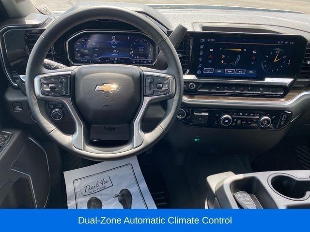 Chevrolet Silverado 1500 LT Crew Cab 4WD 2023