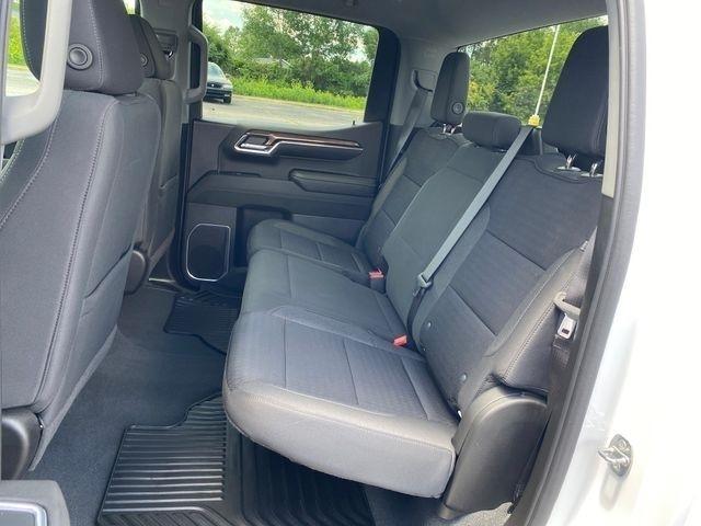 Chevrolet Silverado 1500 LT Crew Cab 4WD 2023