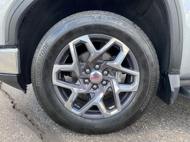 GMC Sierra 1500 SLT Crew Cab 4WD 2023