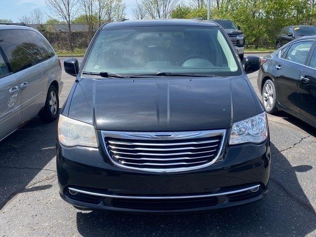 Chrysler Town & Country Touring-L 2011