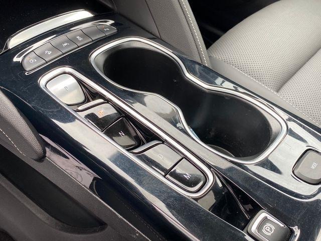 Buick Envision Essense AWD 2021