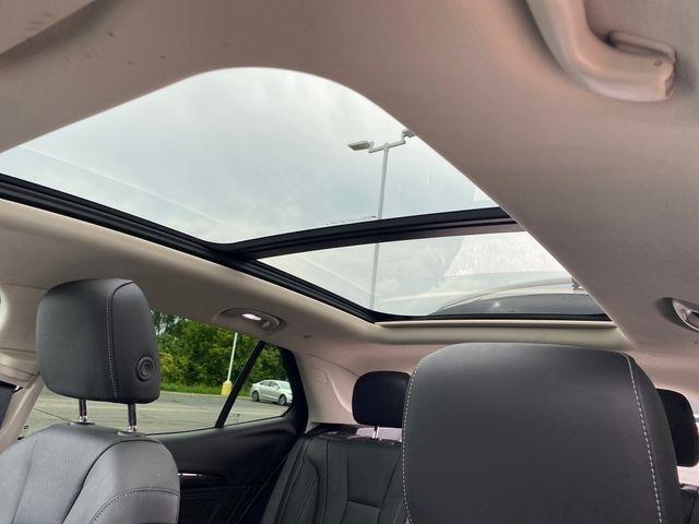 Buick Envision Essense AWD 2021