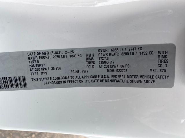 Chrysler Pacifica Select 2025