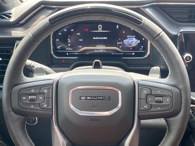 GMC Sierra 1500 Denali Ultimate Crew Cab 4WD 2025