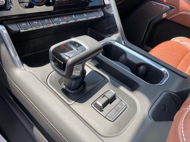 GMC Sierra 1500 Denali Ultimate Crew Cab 4WD 2025