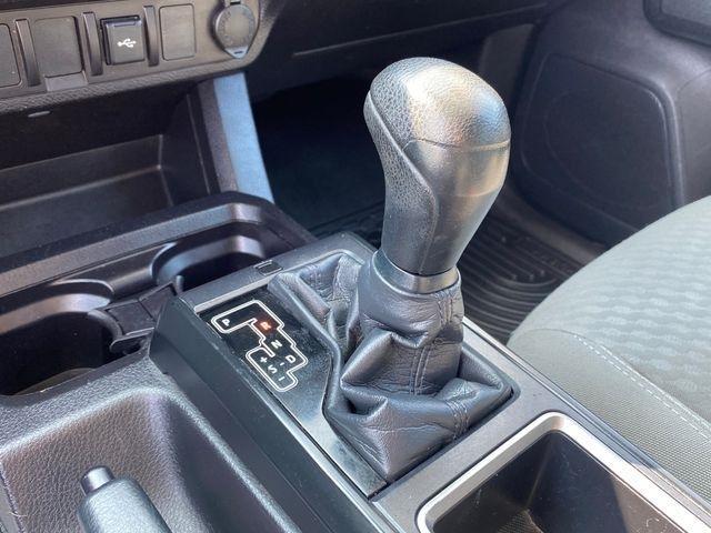 Toyota Tacoma SR5 Access Cab I4 6AT 2WD 2021