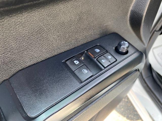 Toyota Tacoma SR5 Access Cab I4 6AT 2WD 2021