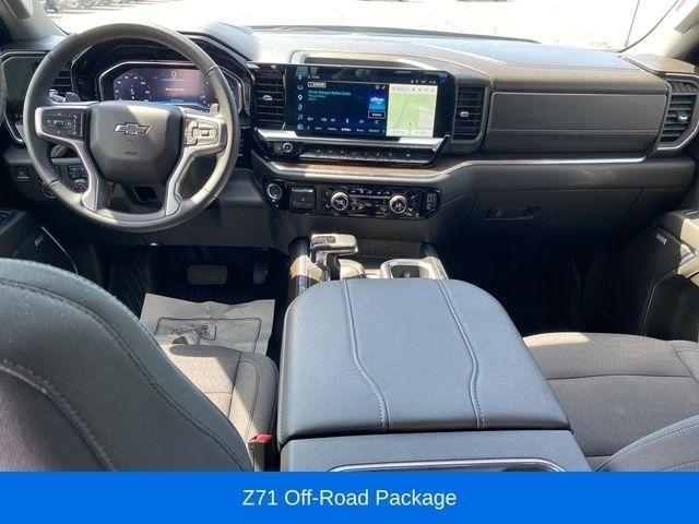Chevrolet Silverado 1500 RST Crew Cab 4WD 2024