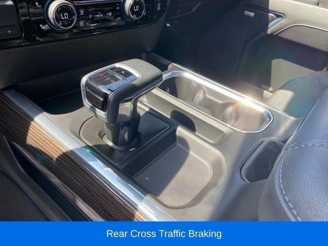 Chevrolet Silverado 1500 RST Crew Cab 4WD 2024