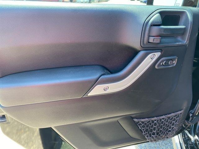 Jeep Wrangler Unlimited Rubicon 4WD 2014