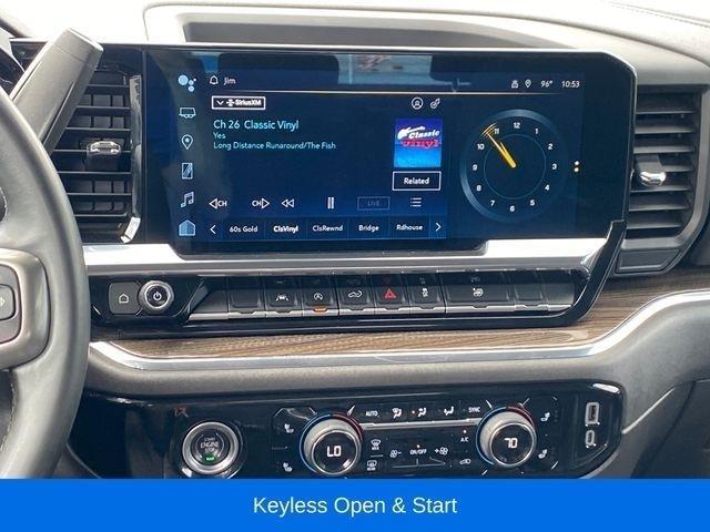 Chevrolet Silverado 1500 LT-L Crew Cab 4WD 2024
