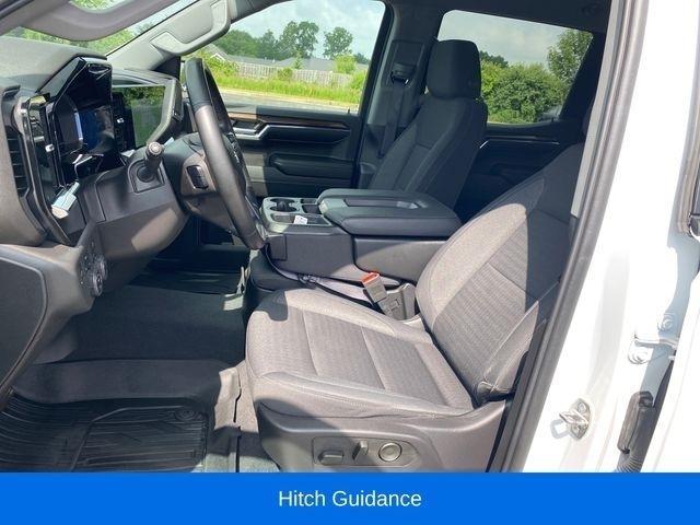 Chevrolet Silverado 1500 LT-L Crew Cab 4WD 2024