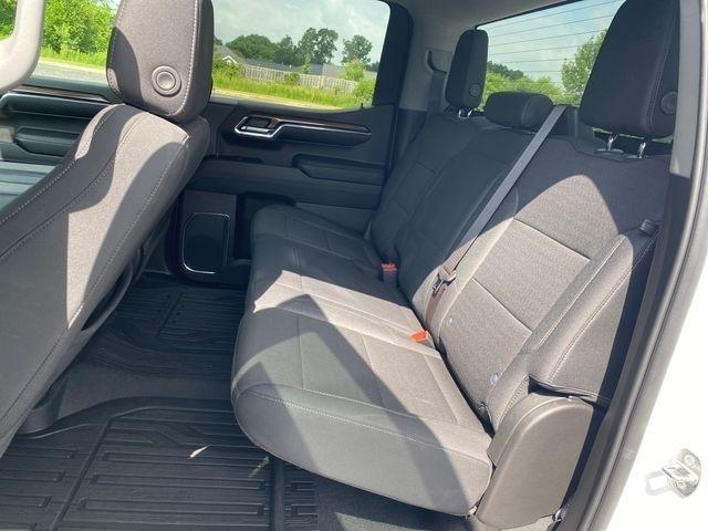 Chevrolet Silverado 1500 LT-L Crew Cab 4WD 2024