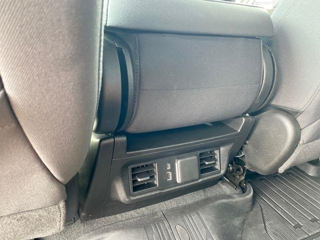 Chevrolet Silverado 1500 LT-L Crew Cab 4WD 2024