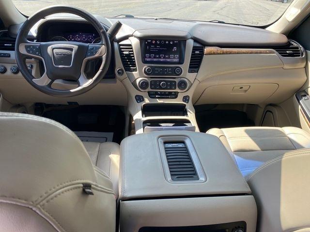 GMC Yukon XL Denali 4WD 2016
