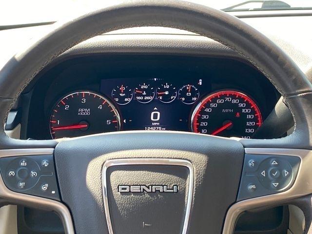 GMC Yukon XL Denali 4WD 2016