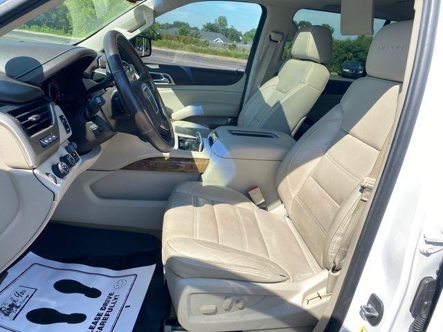 GMC Yukon XL Denali 4WD 2016