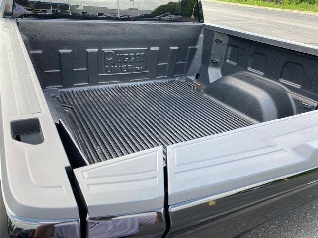 GMC Sierra 1500 SLT Crew Cab 4WD 2024