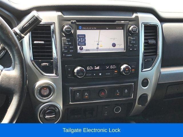 Nissan Titan PRO-4X Crew Cab 4WD 2018