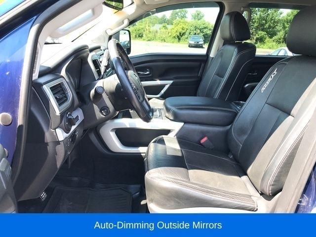 Nissan Titan PRO-4X Crew Cab 4WD 2018