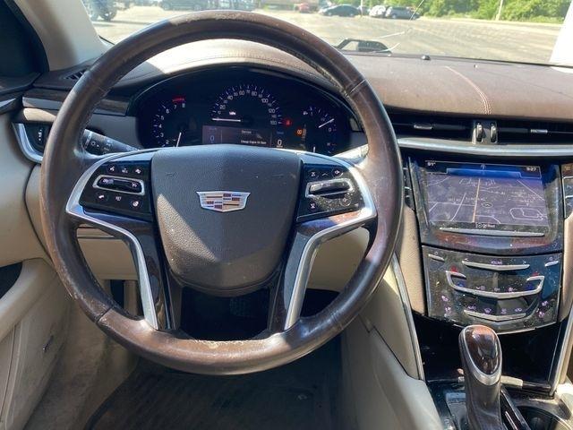 Cadillac XTS Luxury FWD 2016