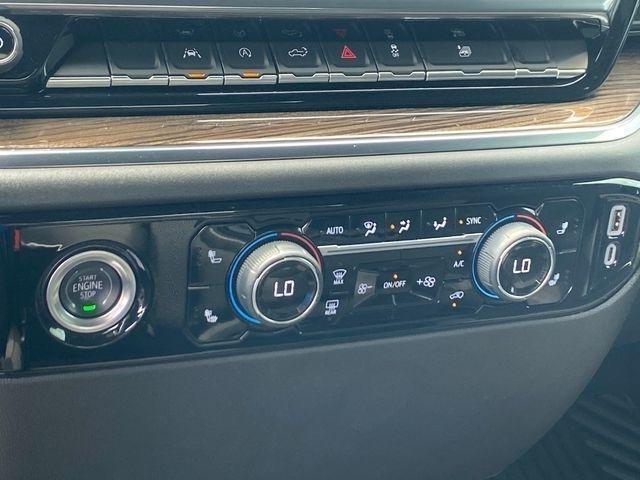Chevrolet Silverado 1500 LT-L Crew Cab 4WD 2024