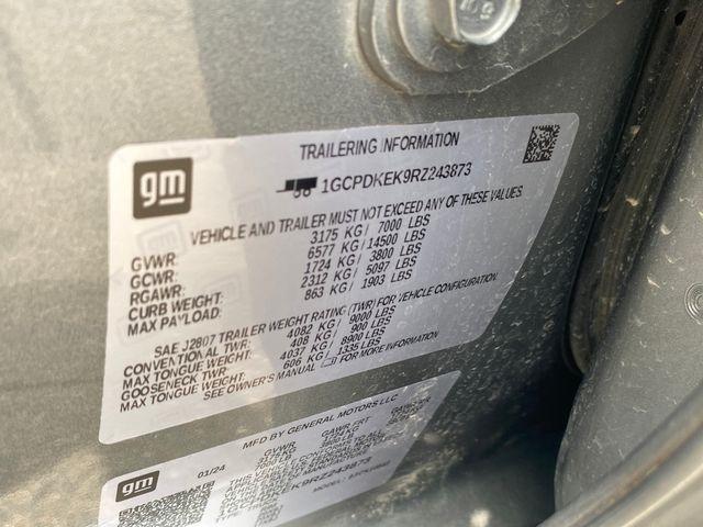 Chevrolet Silverado 1500 LT-L Crew Cab 4WD 2024