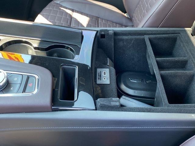 Cadillac Escalade Premium Luxury Platinum AWD 2024