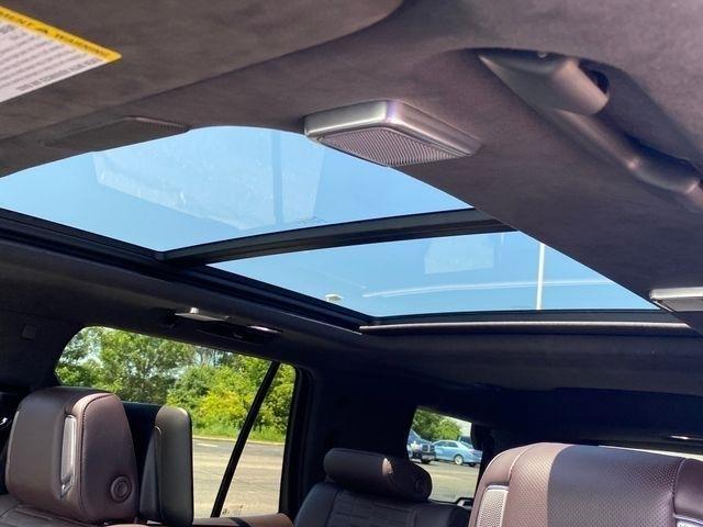 Cadillac Escalade Premium Luxury Platinum AWD 2024